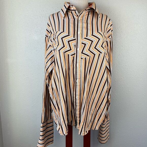 Celebrity Button Down Dress Shirt Size XL EUC - Picture 1 of 7